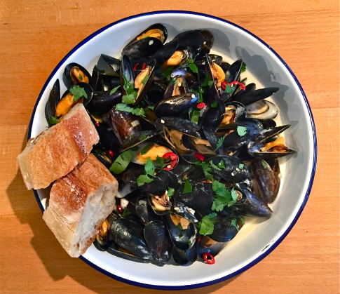 Steamed Mussels with Coconut milk and Cilantro
