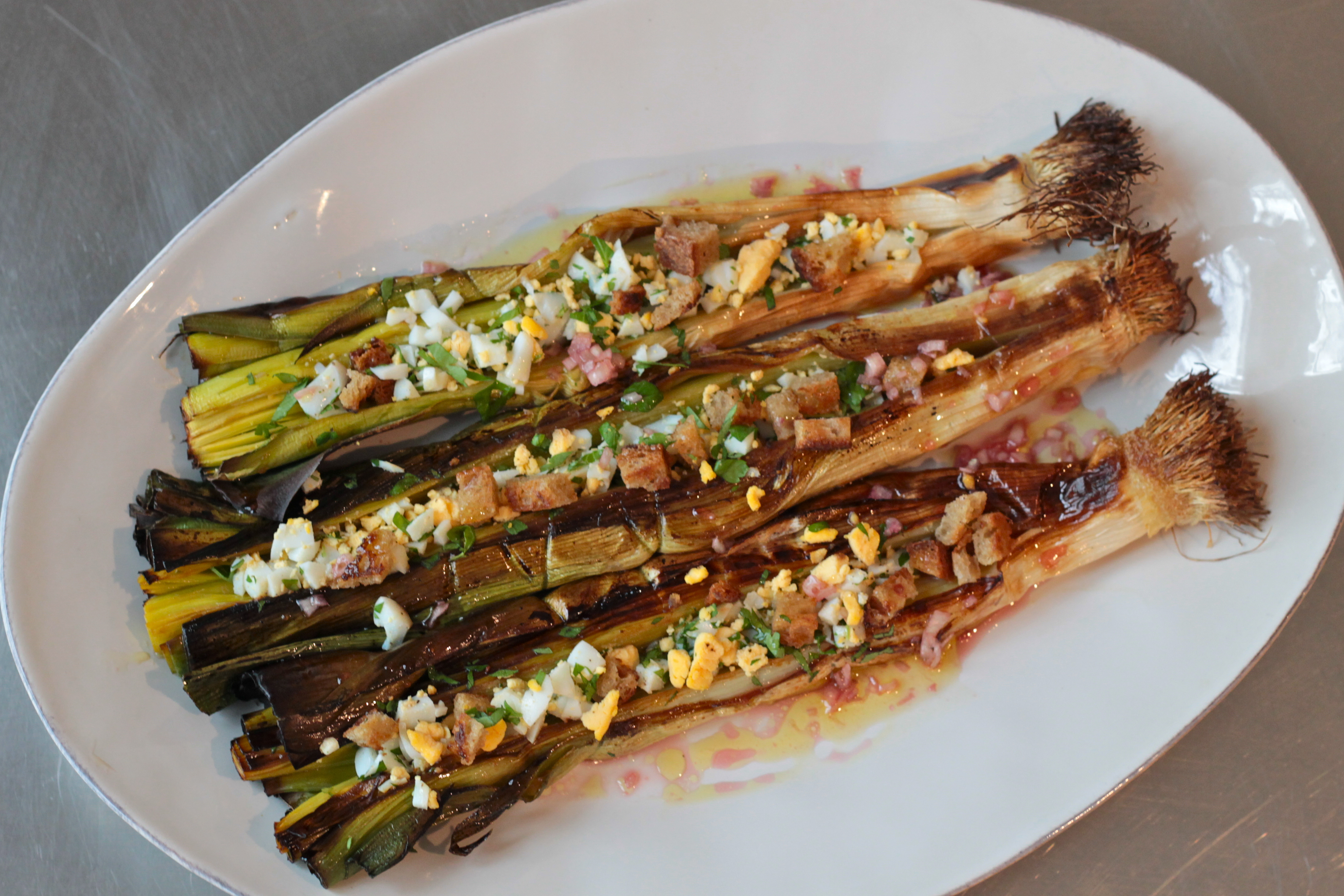 Leeks with Dijon Shallot Vinaigrette (Poireaux Vinaigrette) - Pardon Your  French