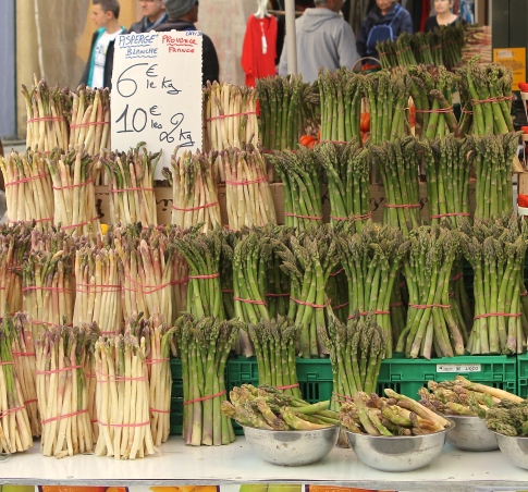 Simple pan sautéed asparagus