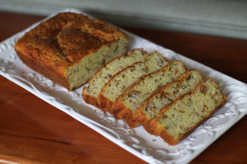 Savory “cake salé” with fresh figs and pancetta